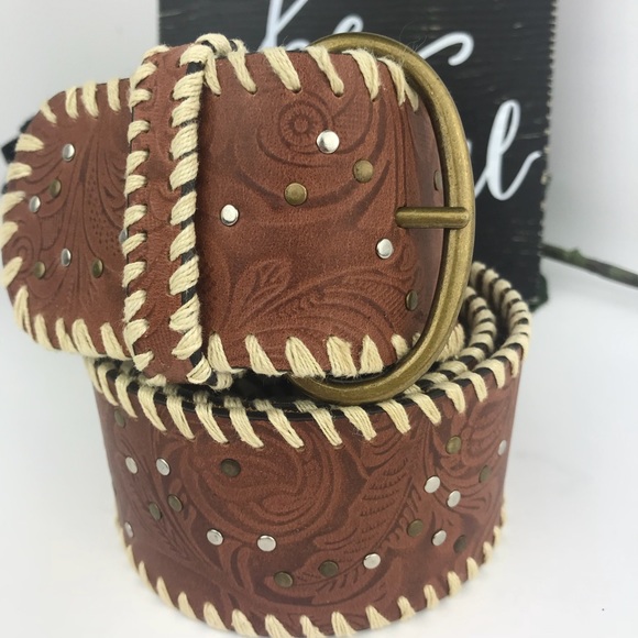 Brown Leather Floral Belt - Picture 7 of 12